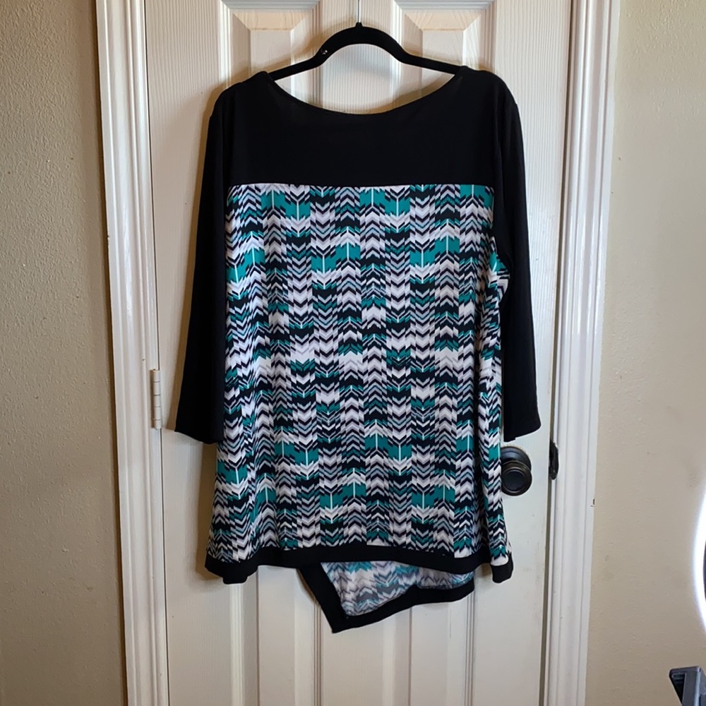 PerSeption Geometric Tunic - Picture 2 of 8